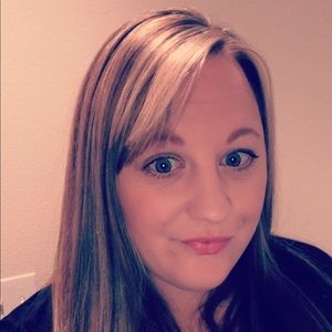 Meet your Posher, Jami